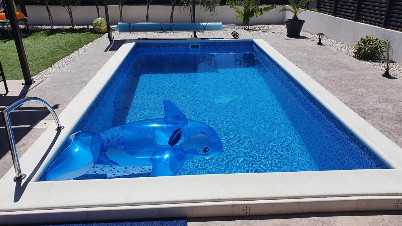 Villa Fides With Private Pool, Garden And Sea View Kastel Novi Luaran gambar