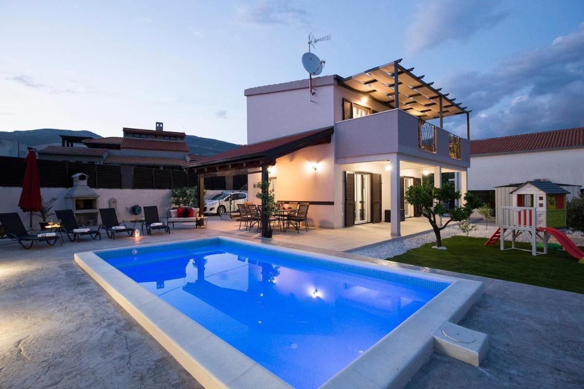 Villa Fides With Private Pool, Garden And Sea View Kastel Novi Luaran gambar