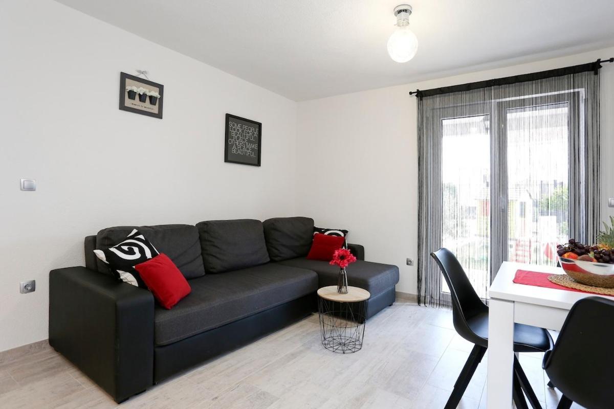 Villa Fides With Private Pool, Garden And Sea View Kastel Novi Luaran gambar